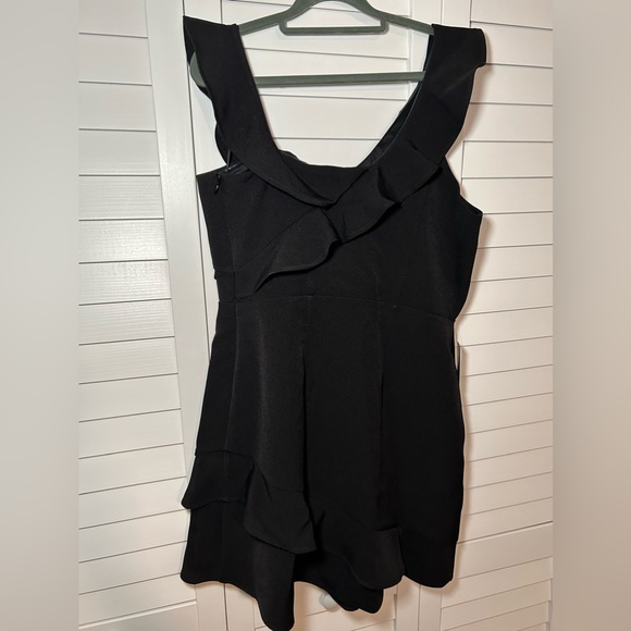 Express off-shoulder ruffle black mini dress - Picture 4 of 6